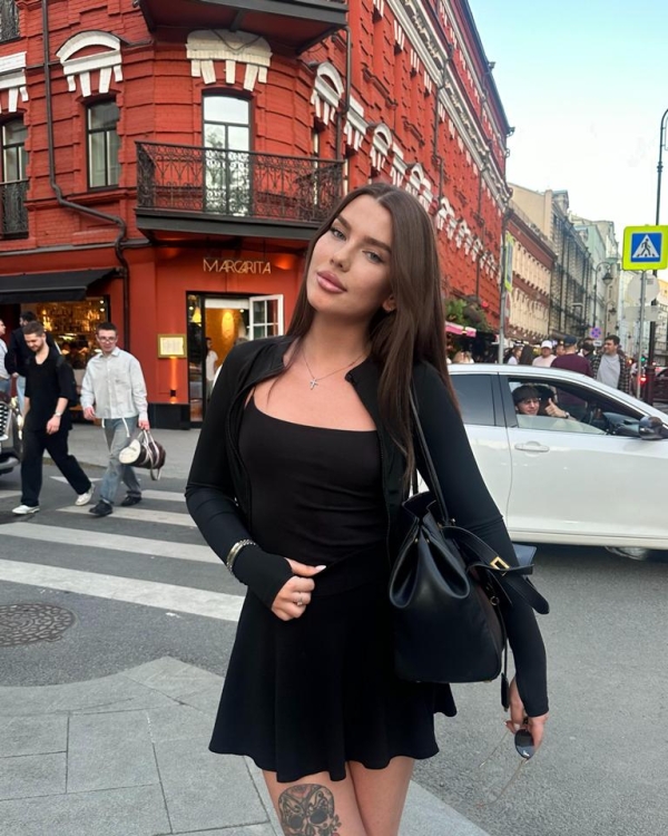 Транссексуалка Ева